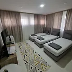 Natural And Apartman *