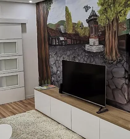 Natural And Apartman