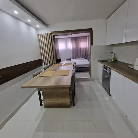 Apartment Natural And