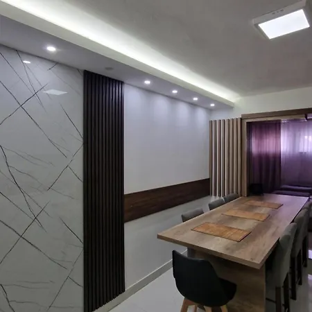 Natural And سراييفو