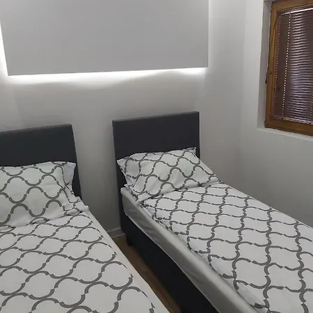 Natural And Apartman