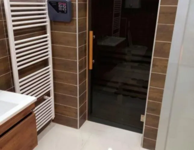 Natural And * سراييفو