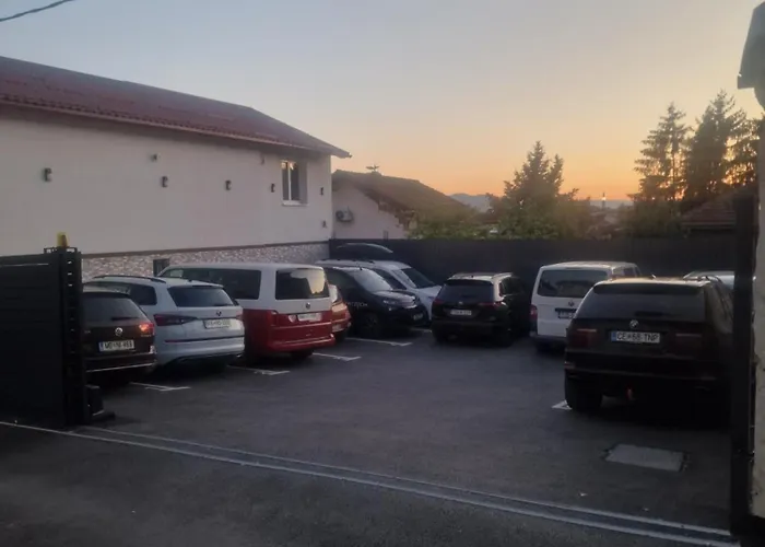 Natural And سراييفو